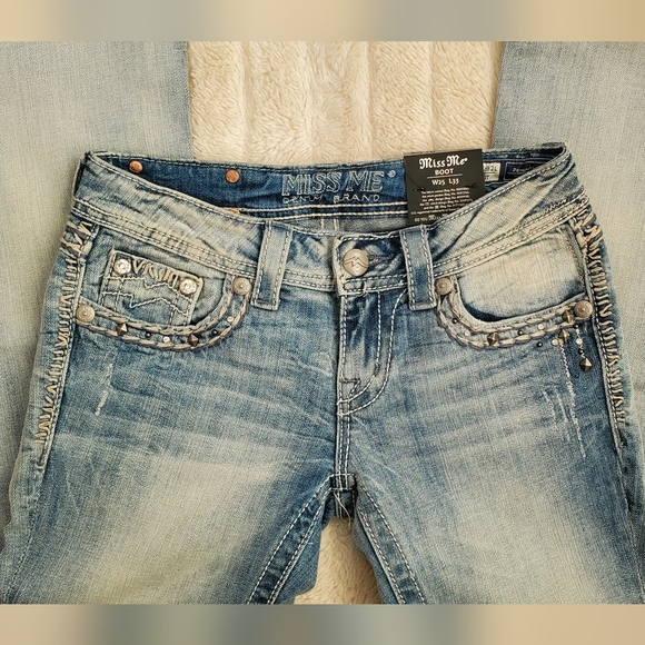Miss Me Boot Jeans - Picture 8 of 12